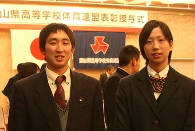 萱野君（左）と杭本さん